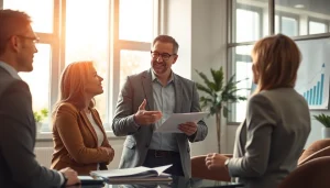 카드현금화 전문가가 고객과 현금화 옵션에 대해 논의하는 모습